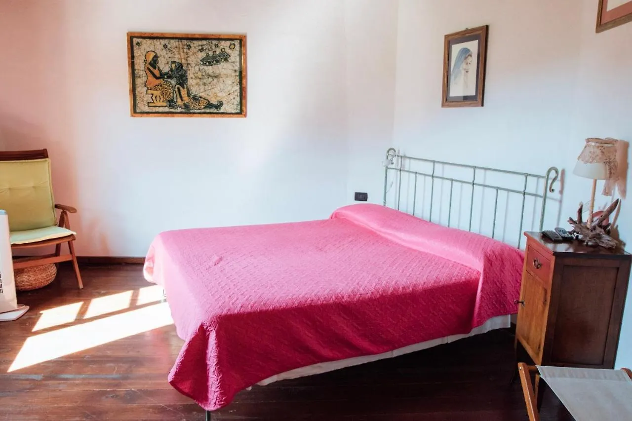 Le Petit Chateau Vezzi Portio Séjour à la ferme