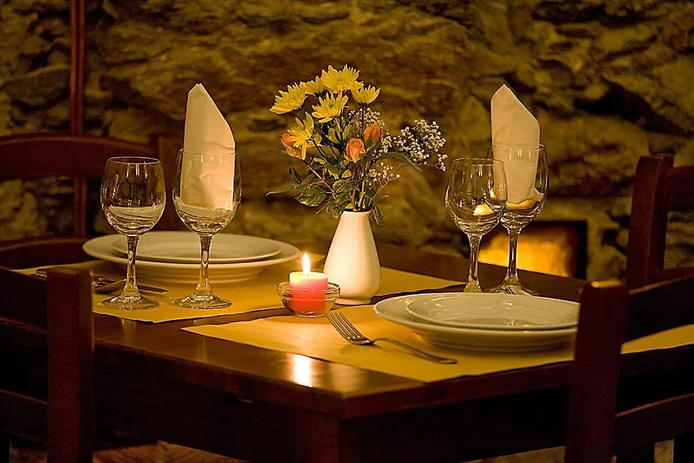 Le Petit Chateau Vezzi Portio